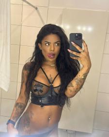 Navigationsbild von TS Transe Rebecca Shemale TS Trans