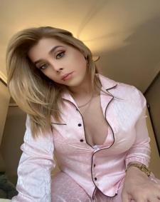 Navigationsbild von TS Transe Scarlett Party Shemale TS Trans