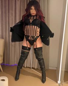 Premium Vorschaubild von TS Transe Hilaryxldomination Shemale in Berlin bei Transgirls.de
